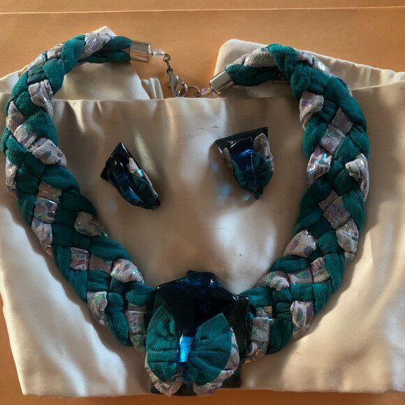 Earrings and Necklace set - Picture 1 of 4